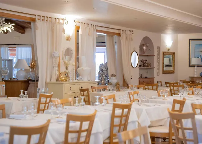 Hotel Baia Del Porto 4*