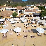 Baia Del Porto Hotel 4*