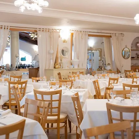 Baia Del Porto 4* 波尔托奥蒂罗卢