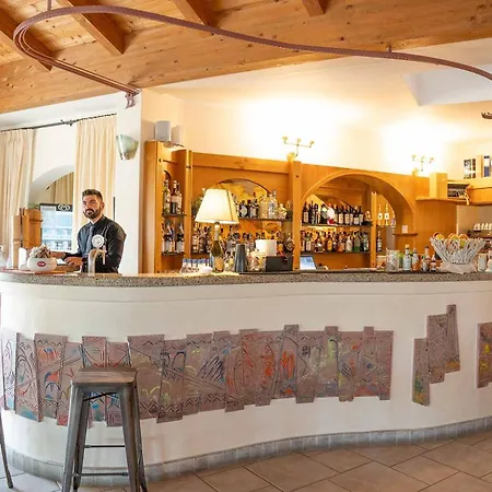 Baia Del Porto 酒店 波尔托奥蒂罗卢