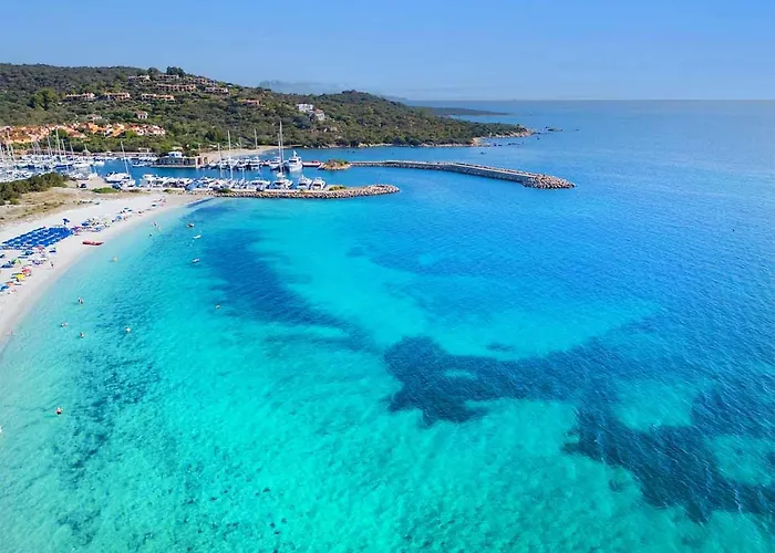 Baia Del Porto فندق 4*