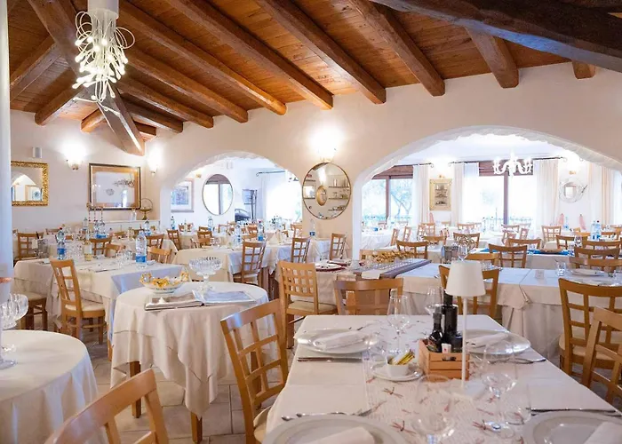 Baia Del Porto فندق بورتو أوتيولو