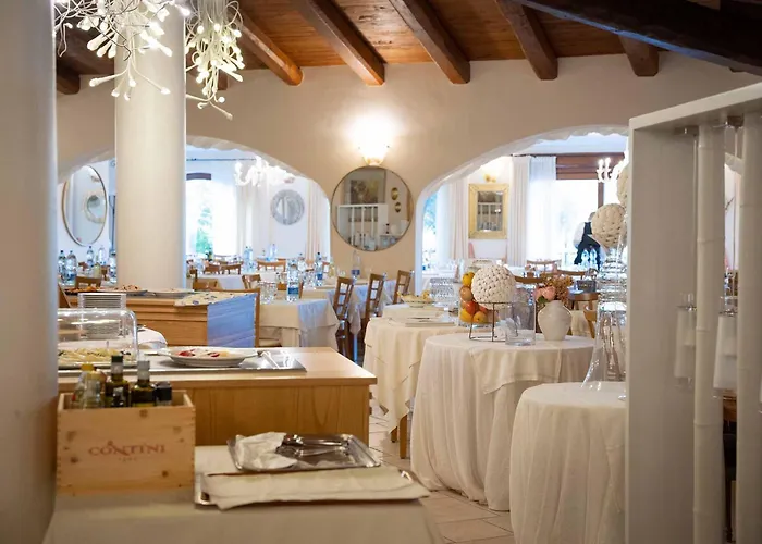 Baia Del Porto 4* بورتو أوتيولو